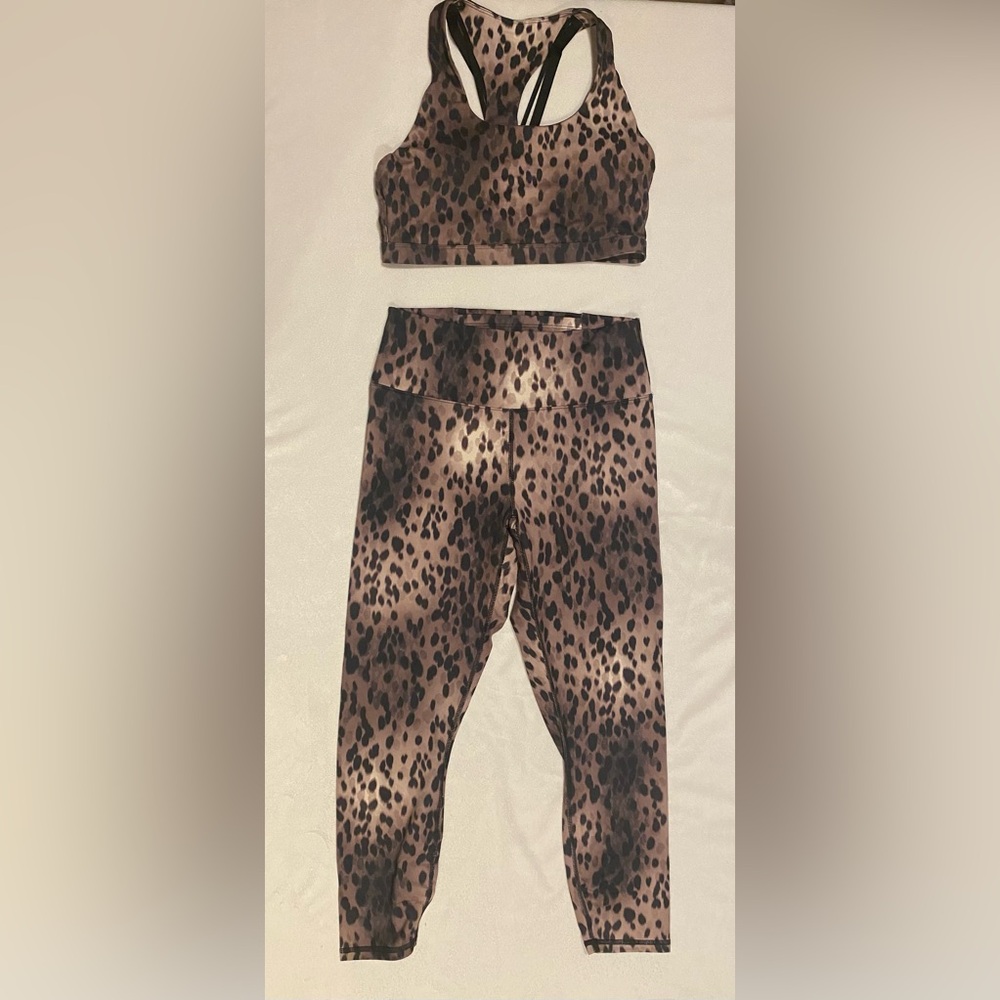 2pc Fabletics Leopard Print activewear